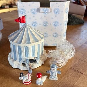 Snow Buddies Circus Tent 94635 w/3 Mini Figures Original Box 2000 Encore Lighted